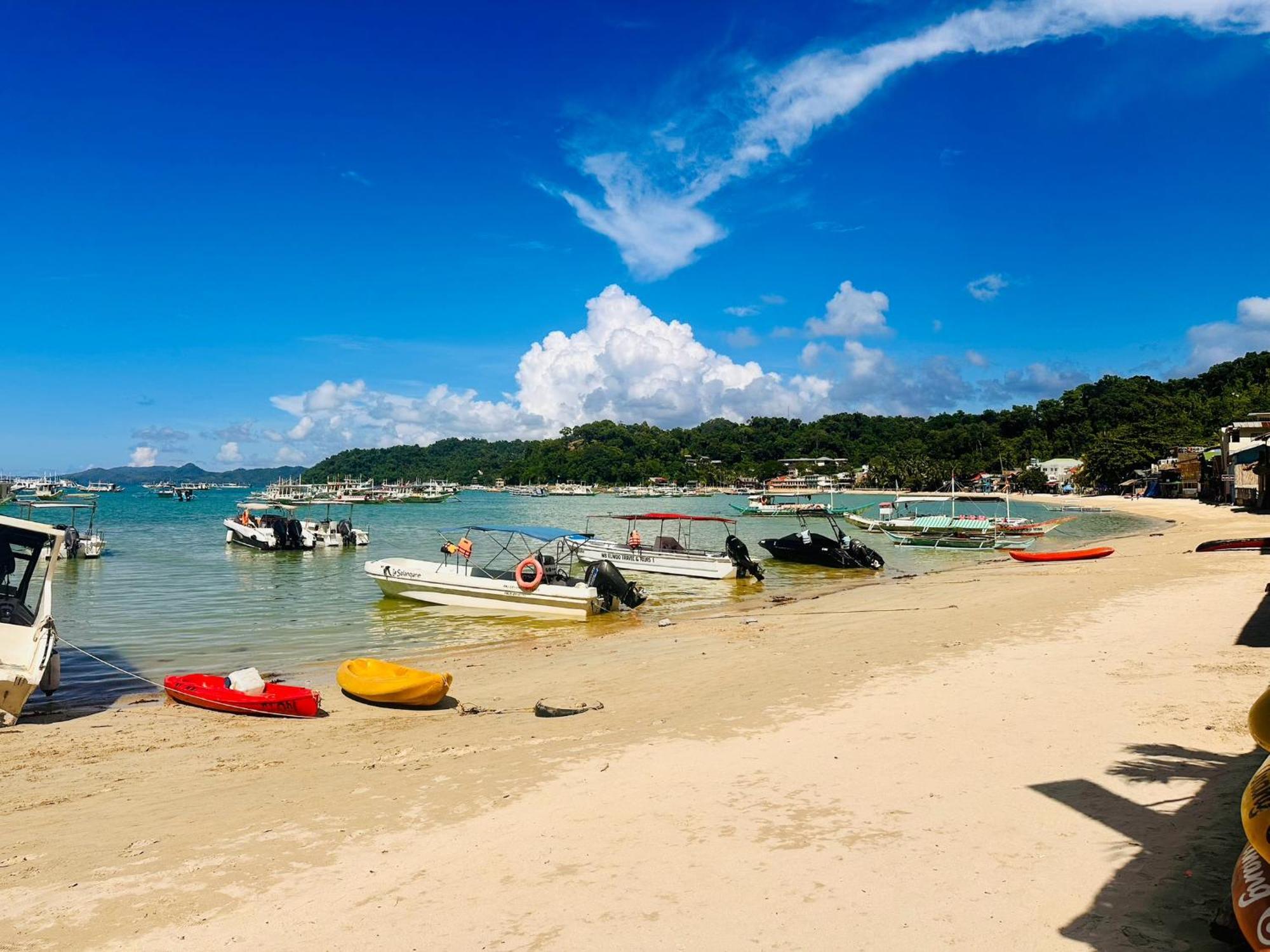Hangout'S Hostel El Nido Exterior photo